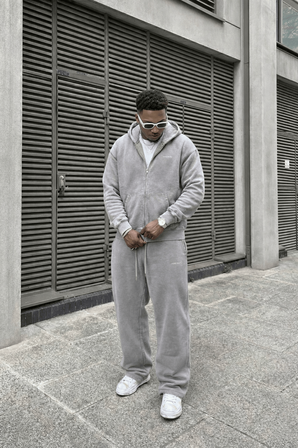 Bénir Club Basics Jogger - Charcoal - Kick Game