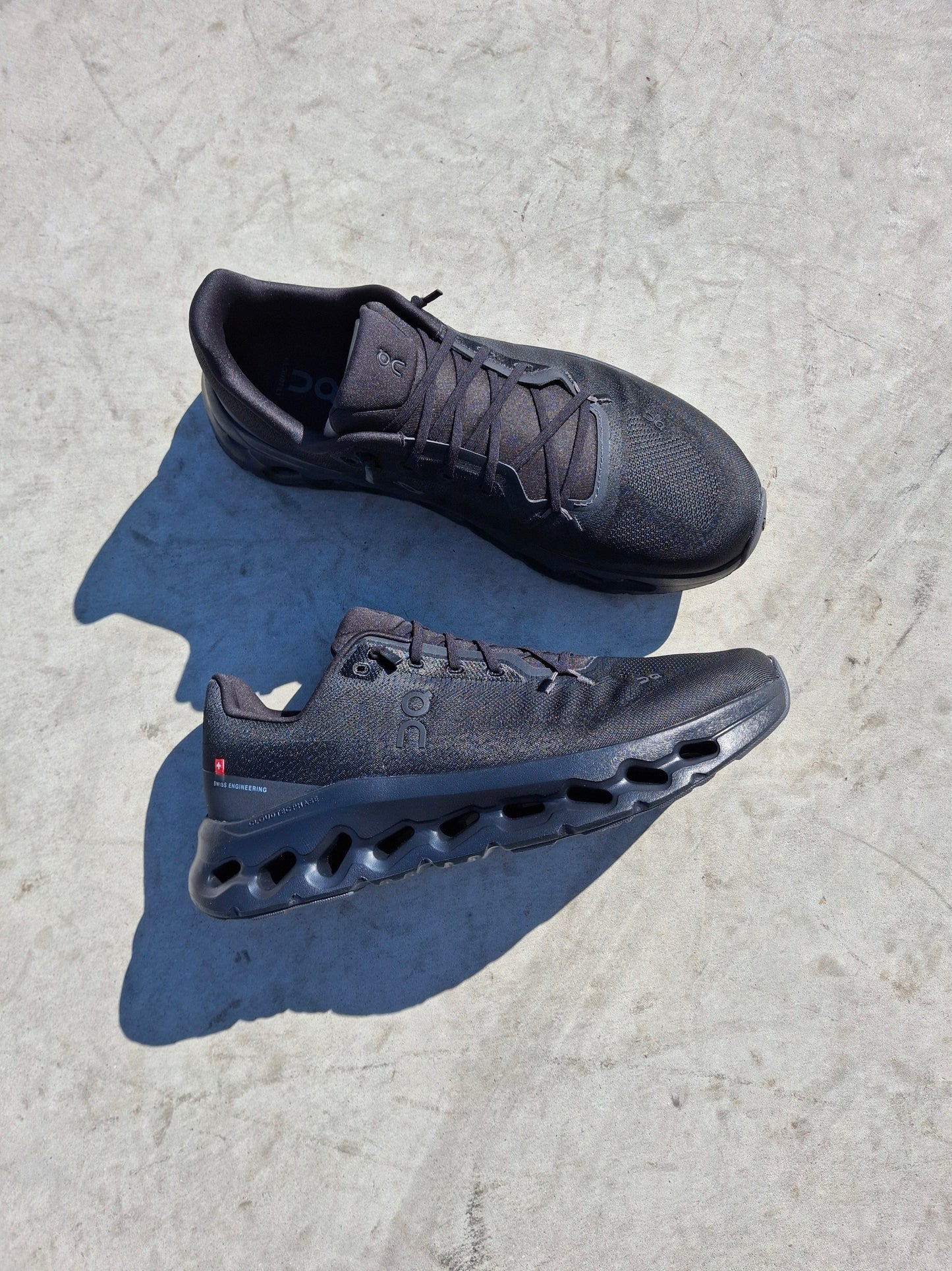 On Cloudtilt 1 'Eclipse Black' - Kick Game
