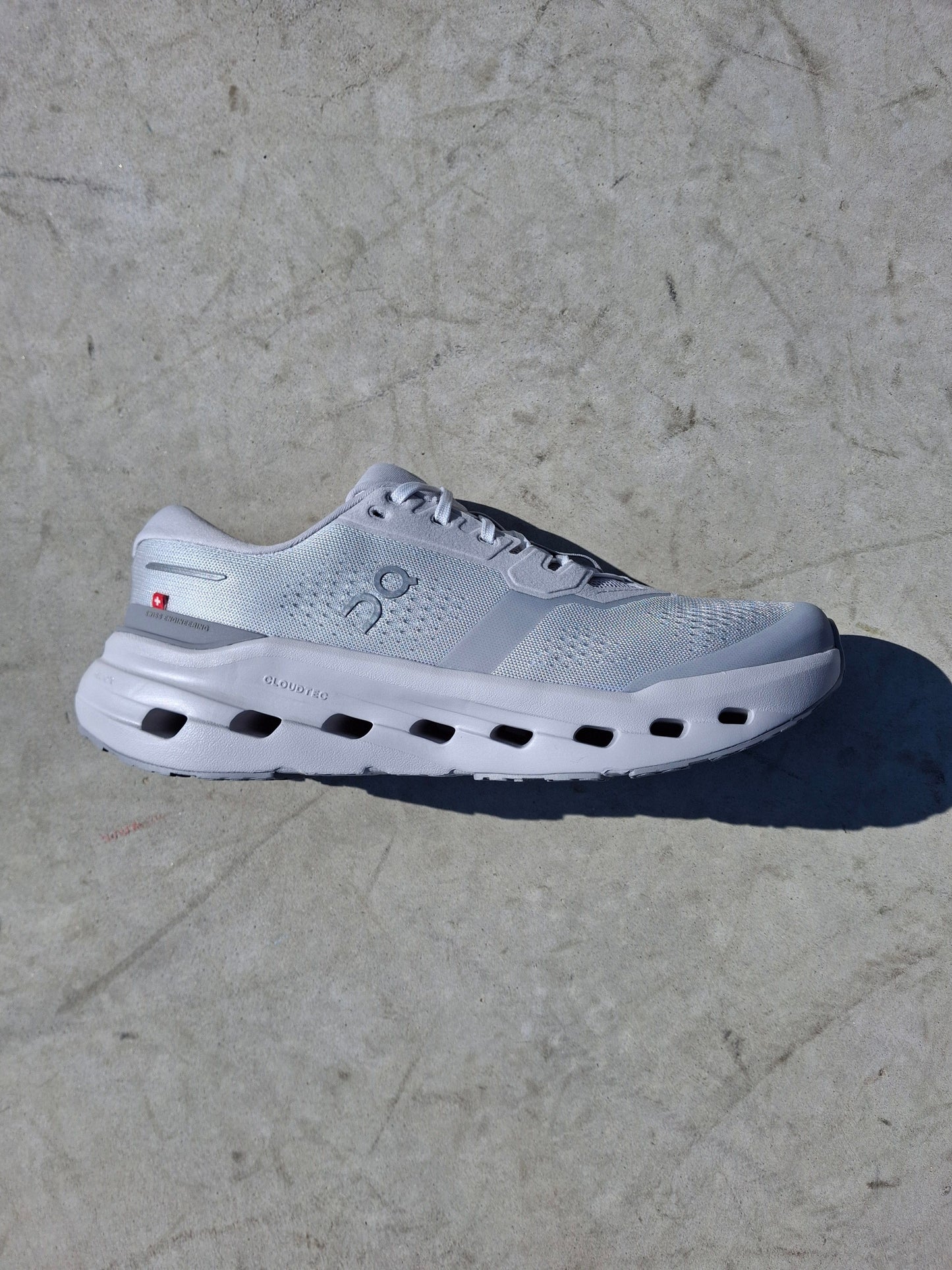 On Cloudrunner 3 'Glacier Alloy' - Kick Game