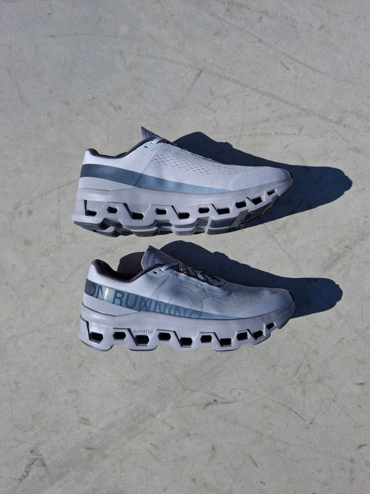 On Cloudmonster 1 'Glacier Alloy' - Kick Game