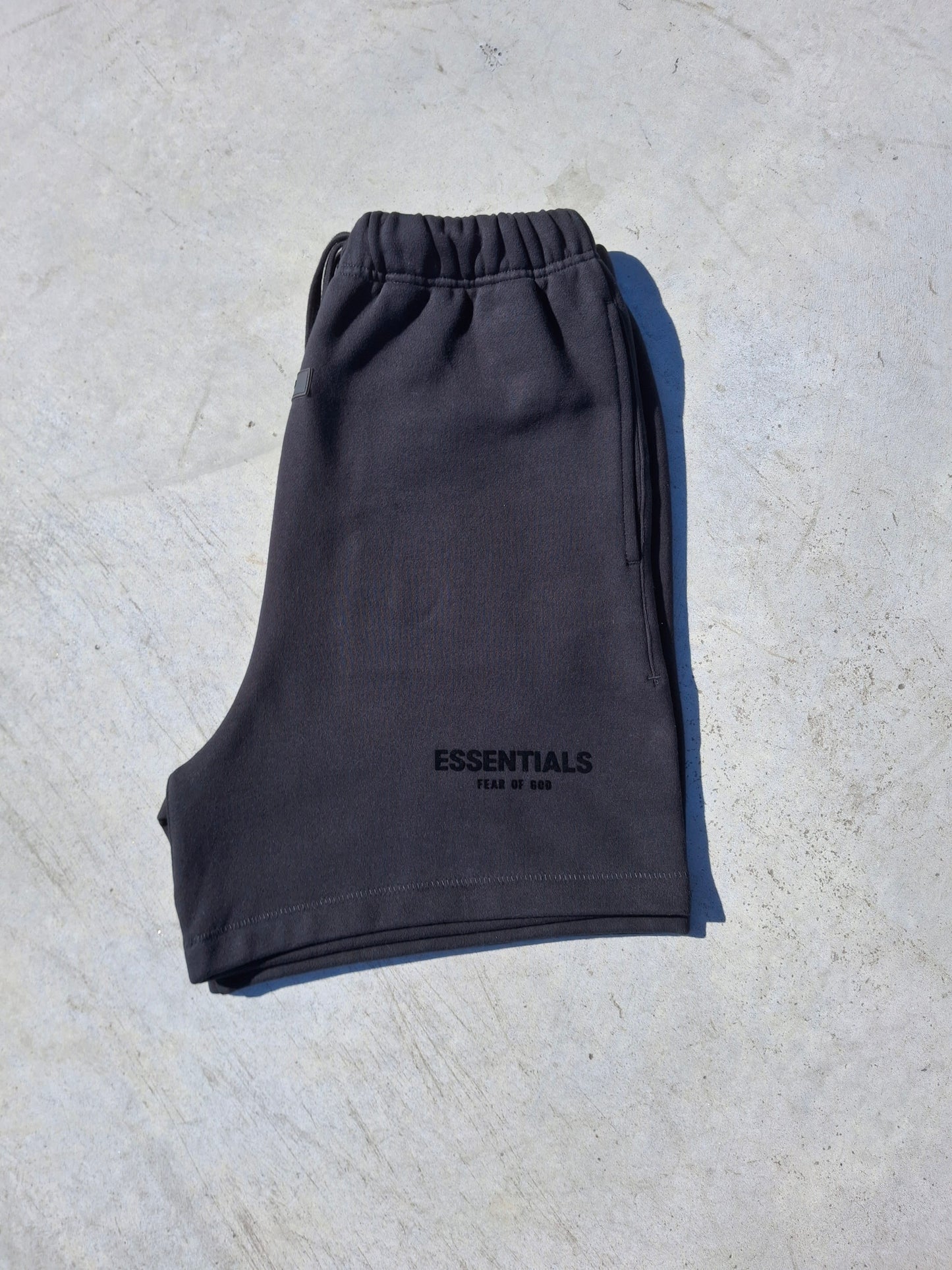 Fear of God Essentials Sweat Short 'Stretch Limo' (SS22) - Kick Game