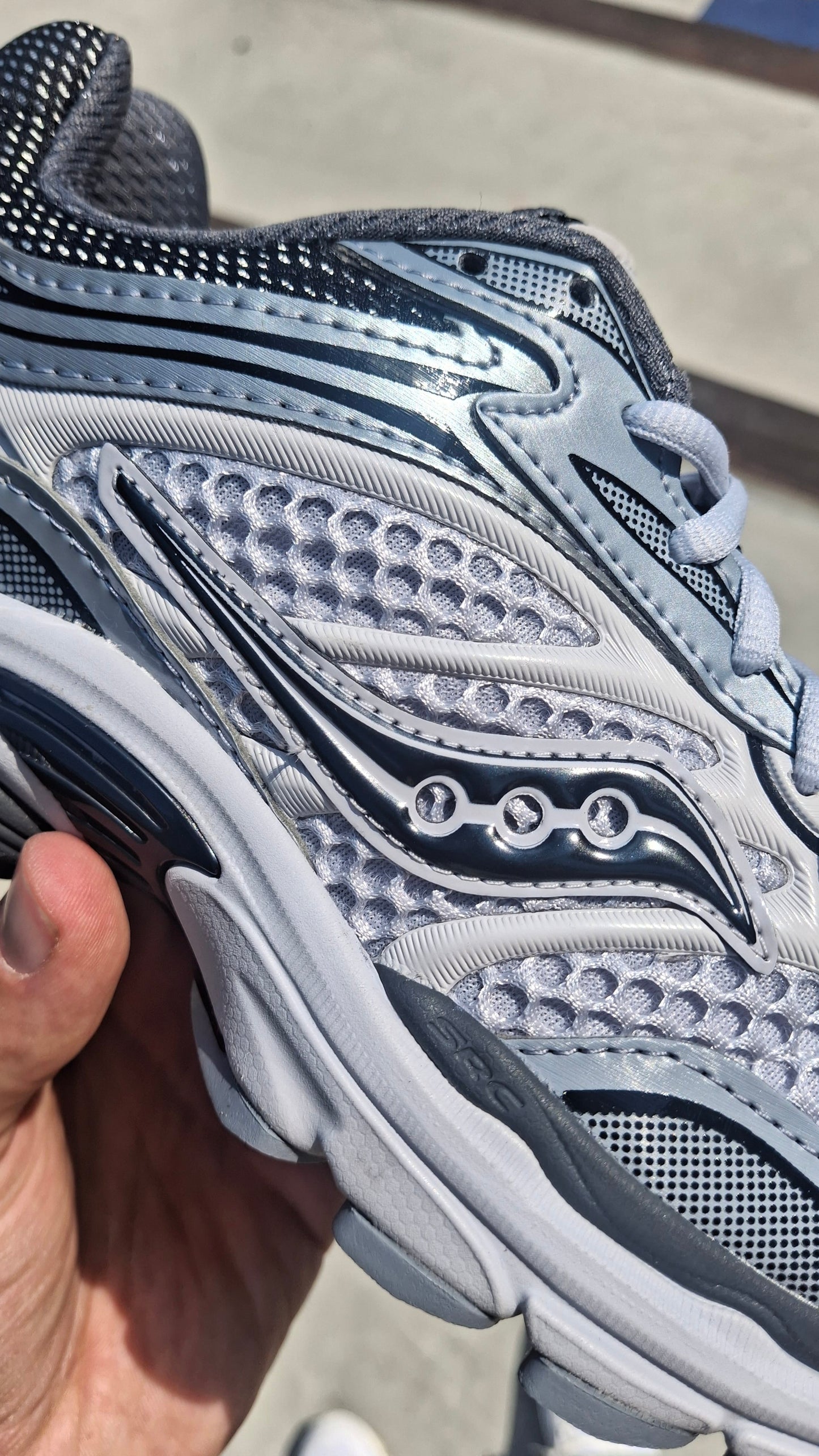 Saucony Progrid Omni 9 OG 'Microchip' - Kick Game