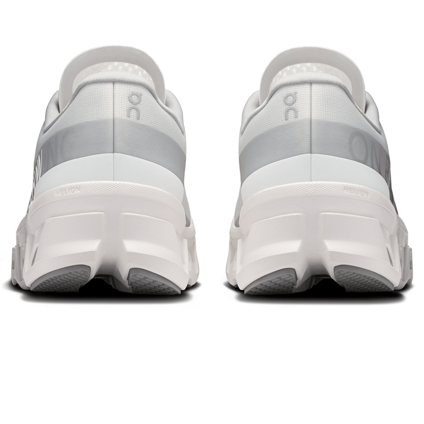 On Cloudmonster 1 'White White' - Kick Game