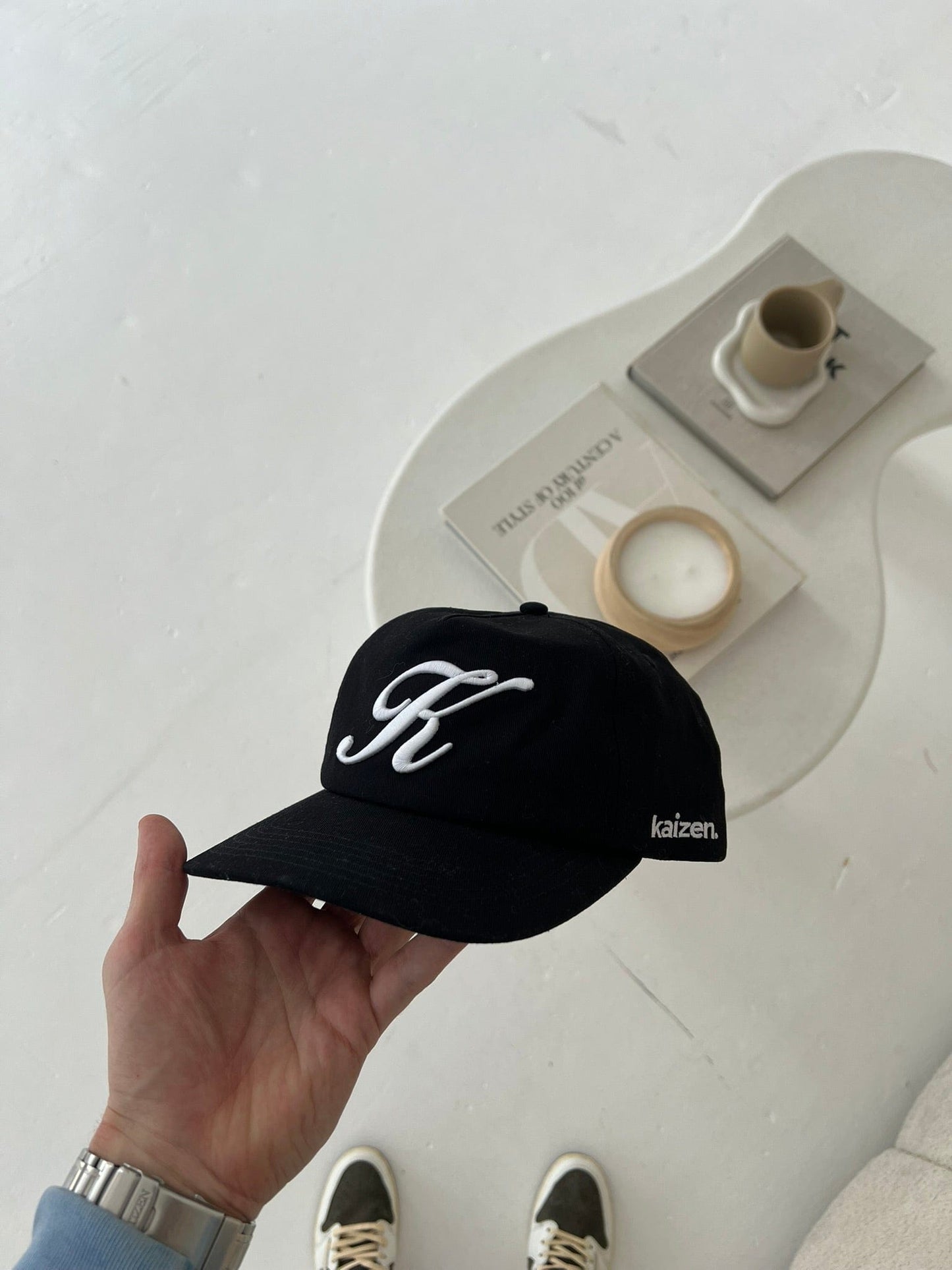 KAIZEN MARKET SCRIPT HAT - Kick Game