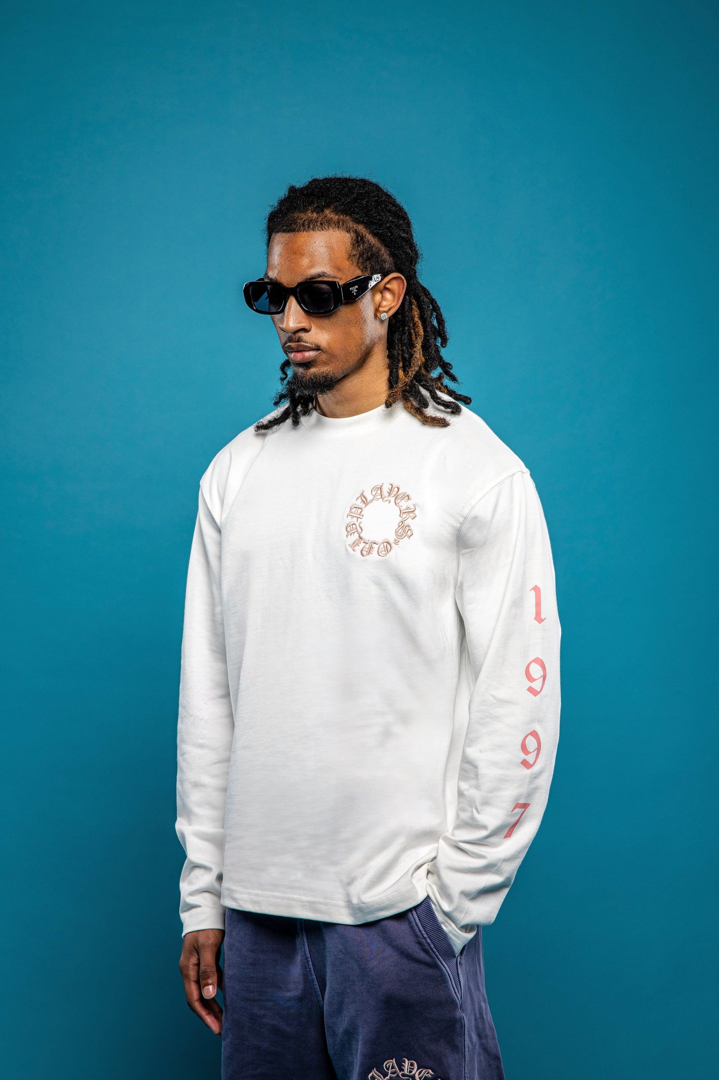 PLAYERS ONLY ECRU - PINK EMBROIDERED LONG SLEEVE - Kick Game