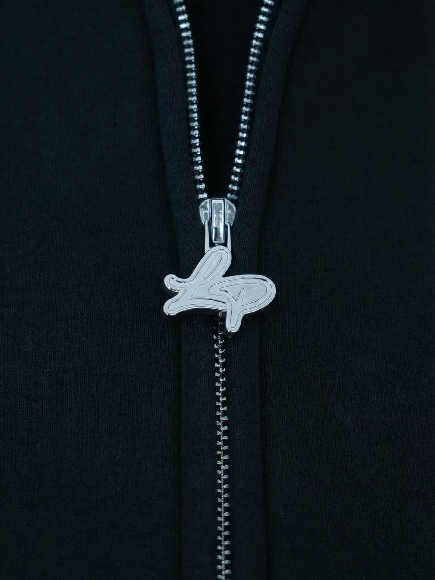 Legende Paris COLD WORLD HOOD - BLACK - Kick Game