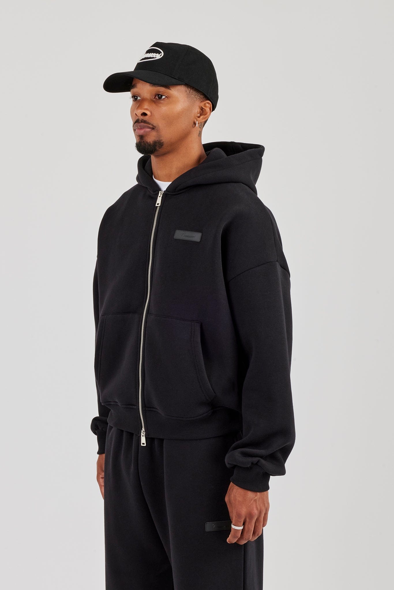 Logo Tab Zip Hoodie Black - Kick Game