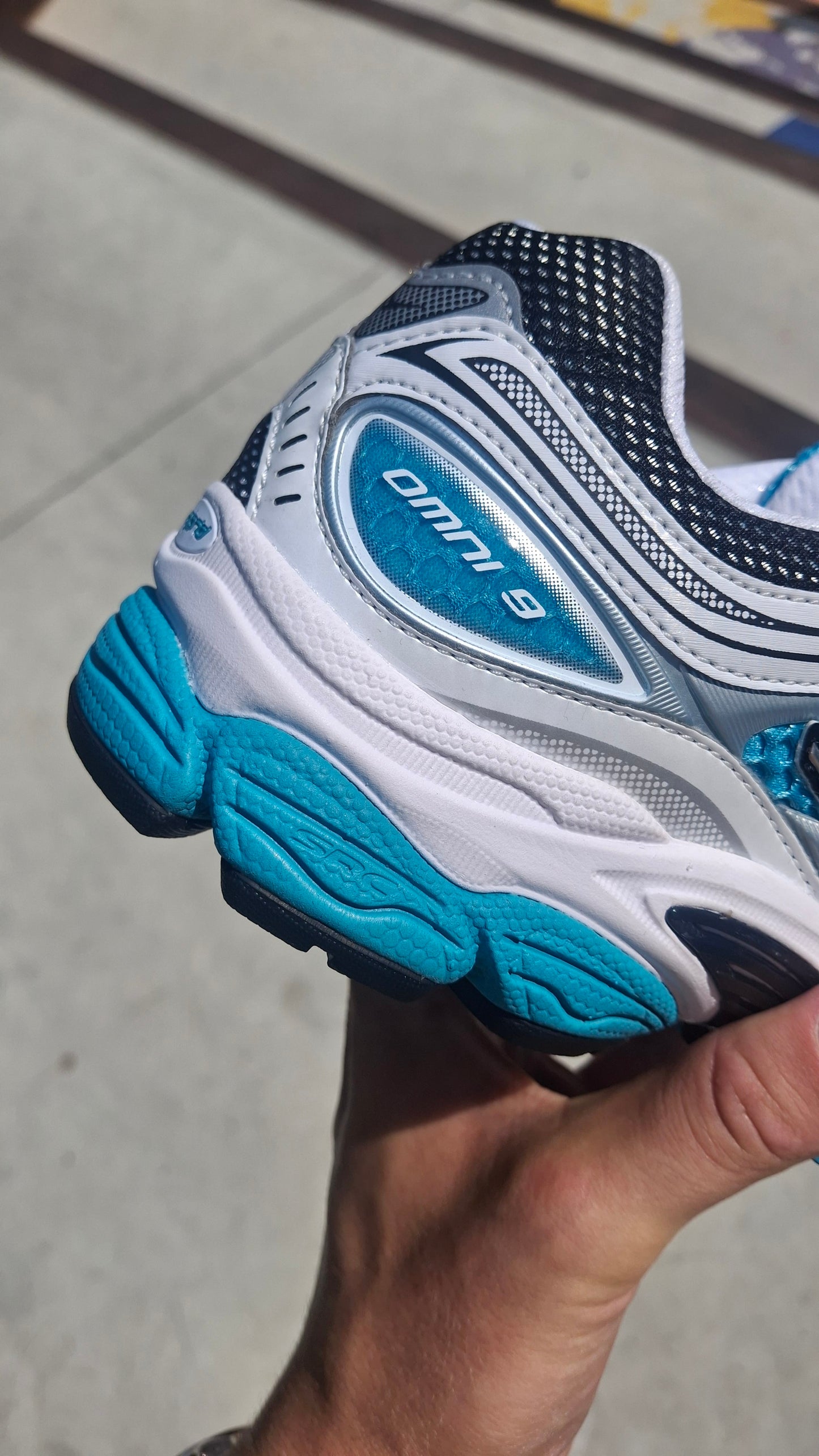 Saucony Progrid Omni 9 OG 'Tranquil' - Kick Game