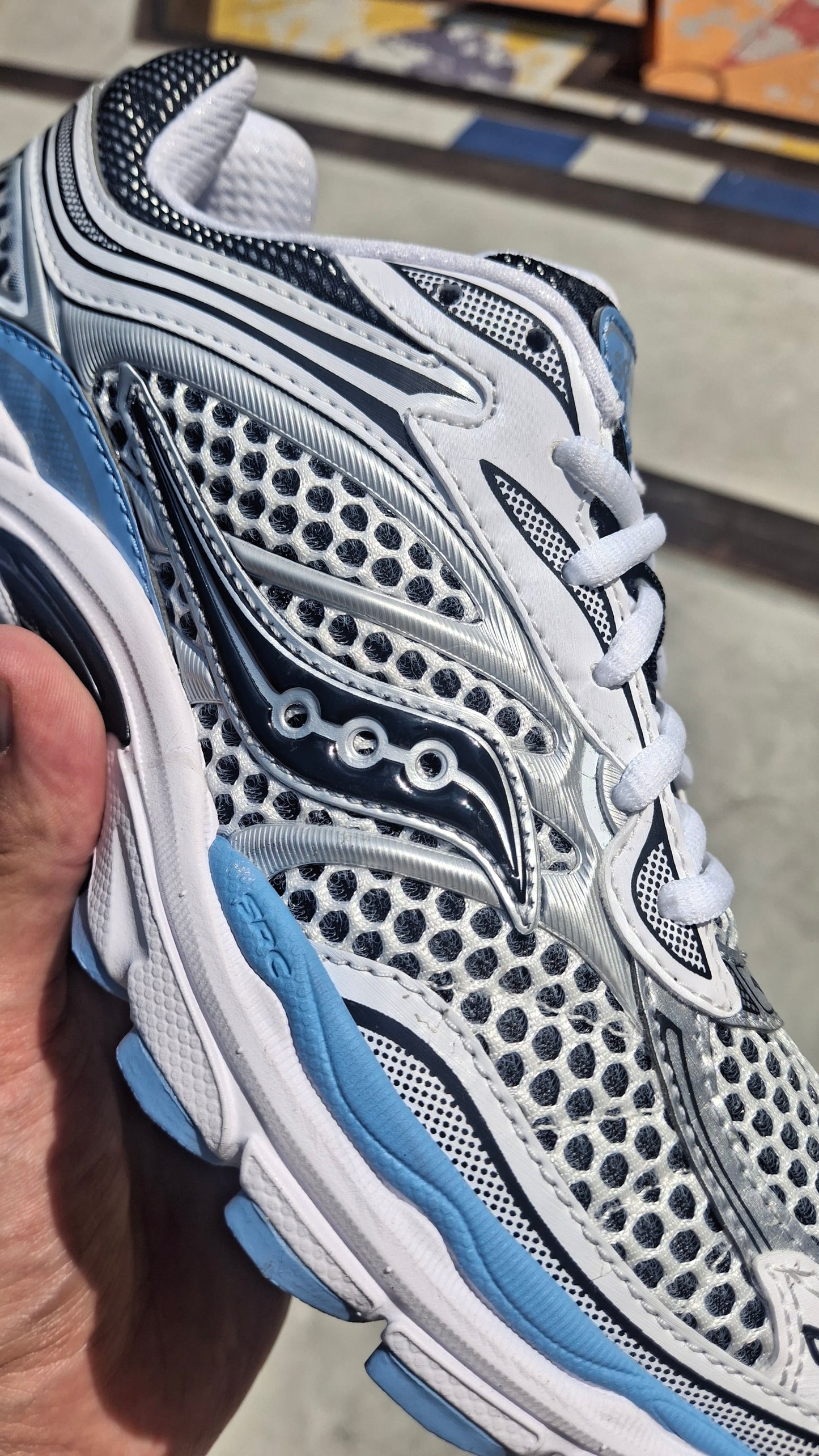 Saucony Progrid Omni 9 OG 'Blissful White' - Kick Game