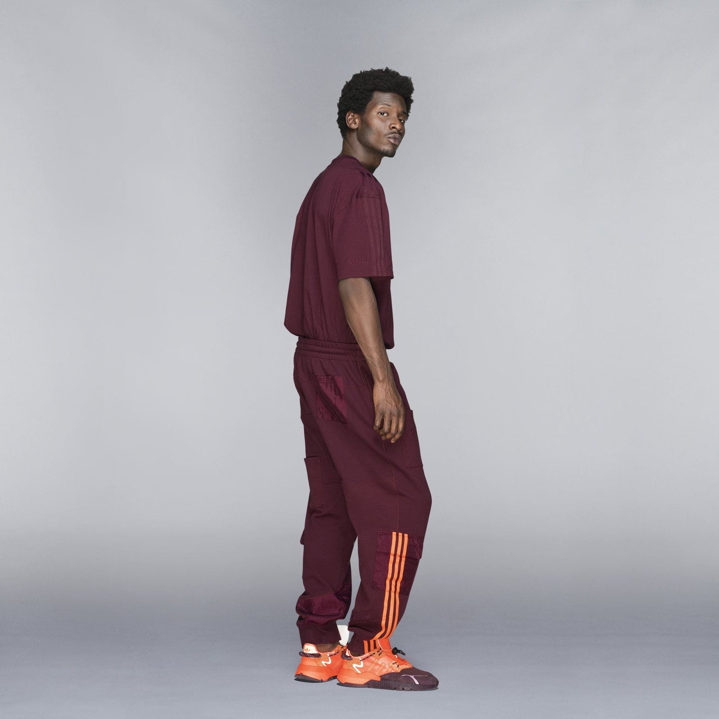 adidas Ivy Park Cargo Sweatpants Maroon/Solar Orange - Kick Game