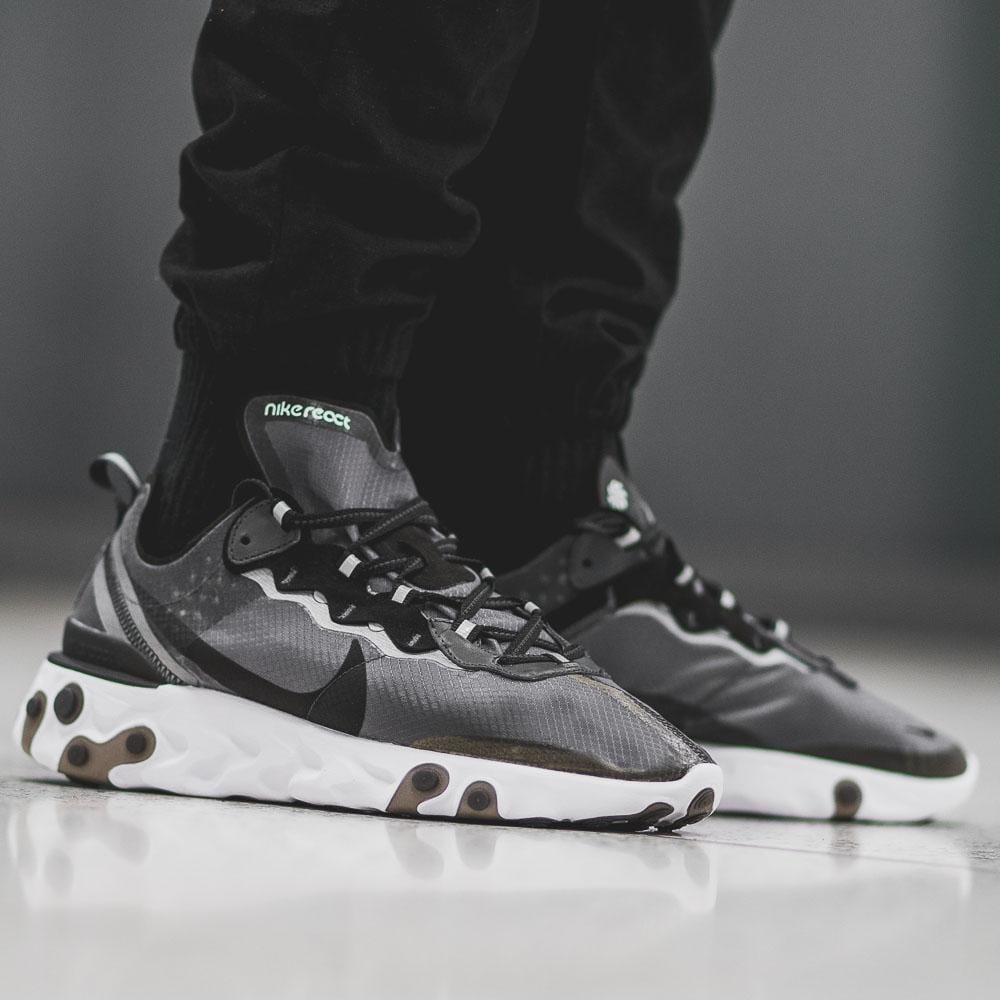 Nike React Element 87 Black White - Kick Game