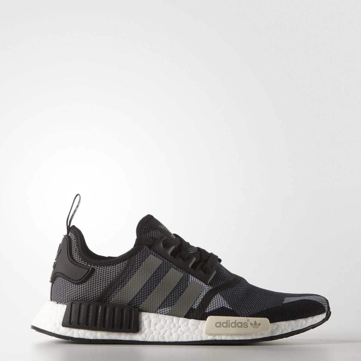 ADIDAS NMD R1 - Core Black Chalk White - Kick Game