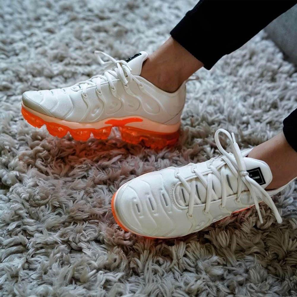 Nike Air VaporMax Plus Wmns Creamsicle - Kick Game