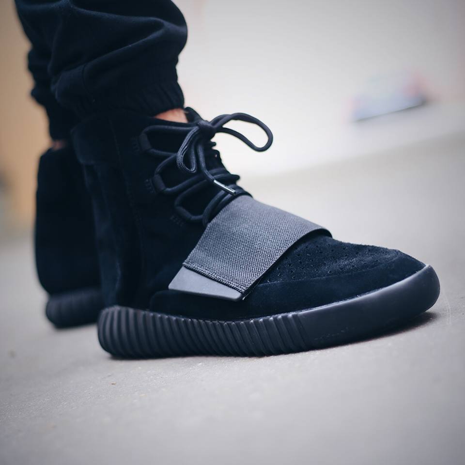 Adidas Yeezy Boost 750 Black - Kick Game