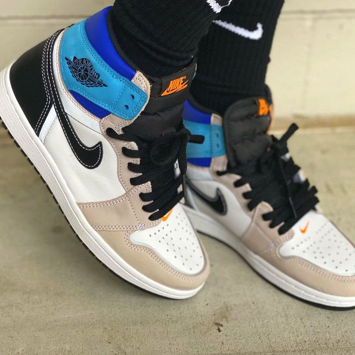 Air Jordan 1 Retro High OG 'Prototype' - Kick Game