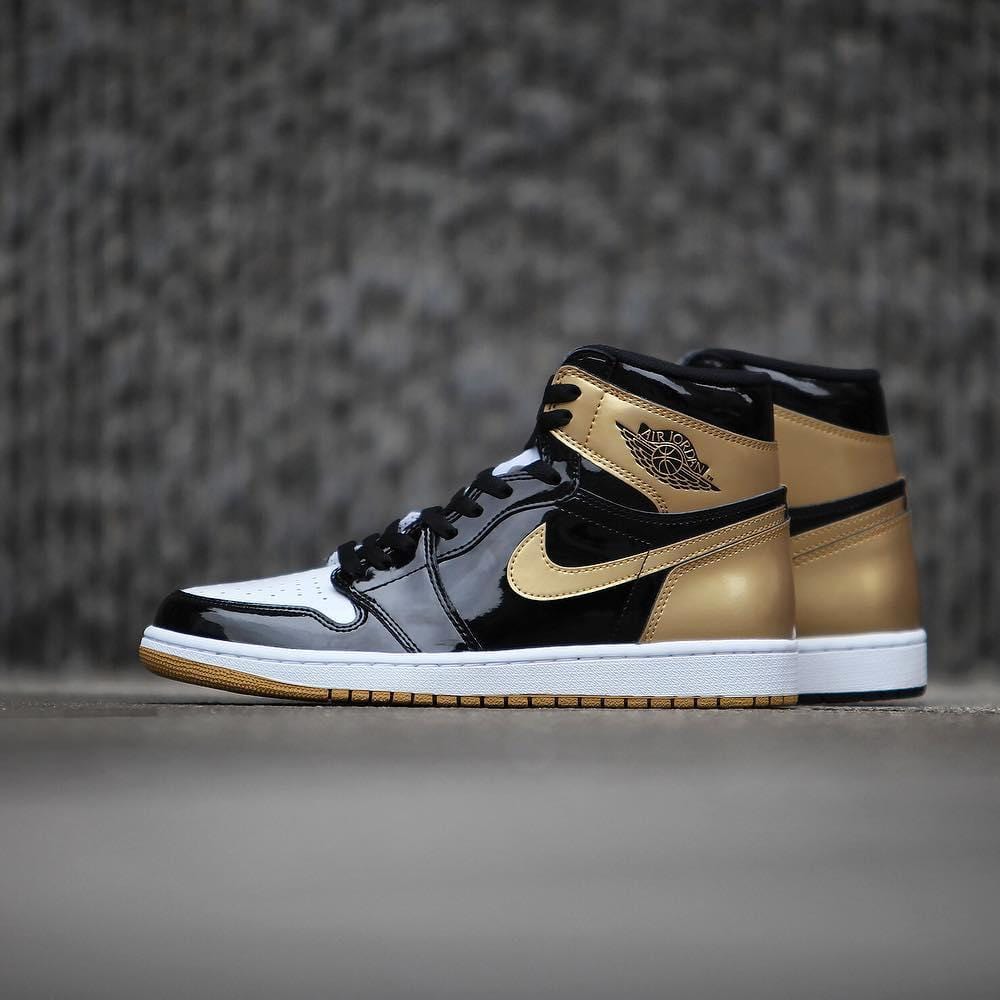 Air Jordan 1 Retro High OG NRG Gold Toe - Kick Game