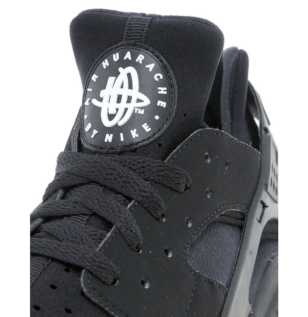 Nike Air Huarache LE Triple Black - Kick Game