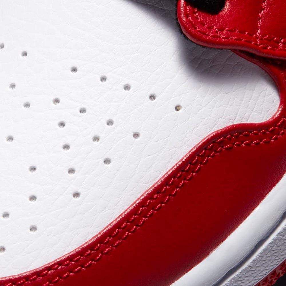 Air Jordan 1 Mid 'Chicago' 2020 - Kick Game