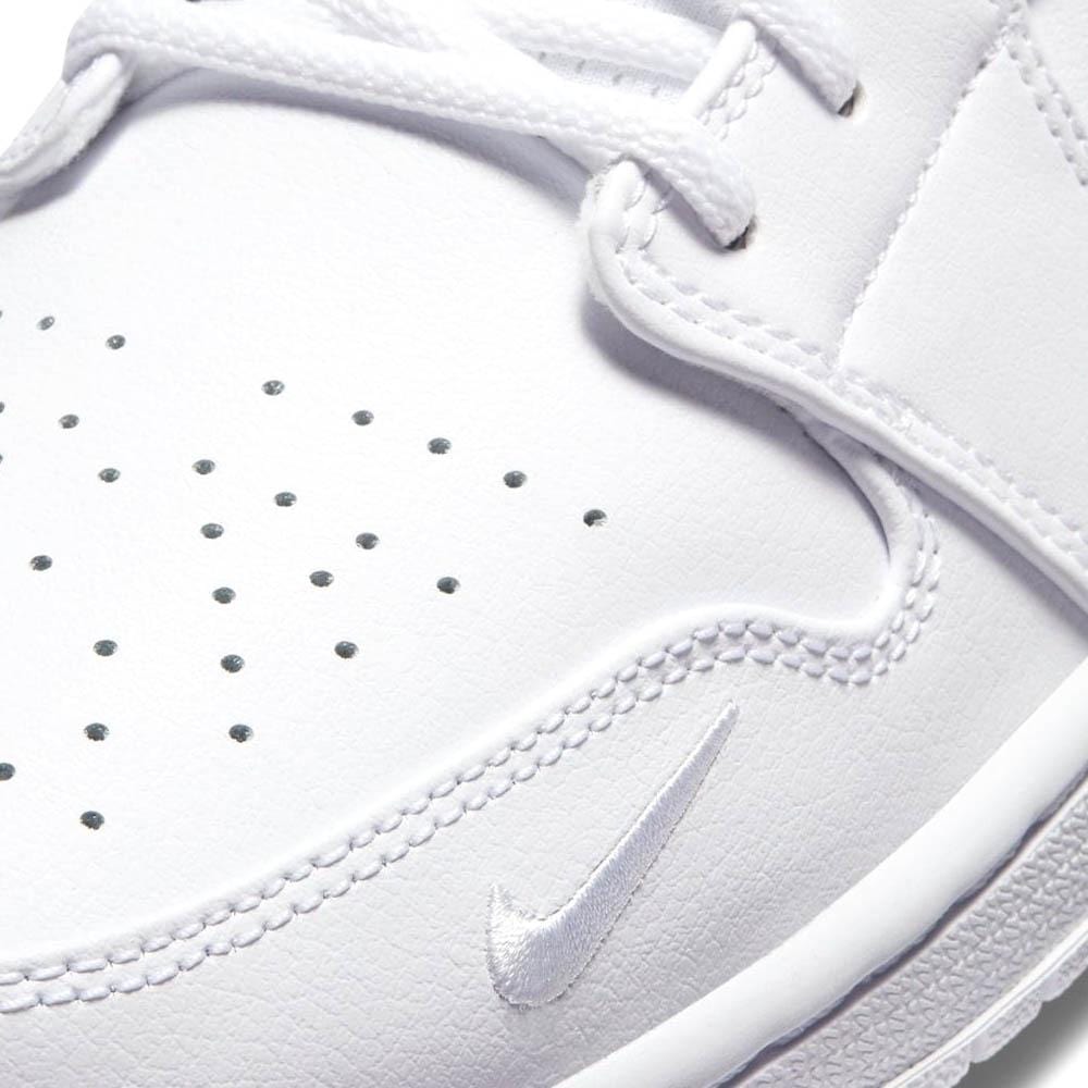 Air Jordan 1 Mid SE 'Euro Tour' - Kick Game