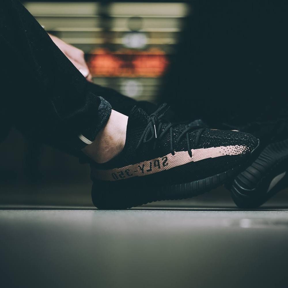 Adidas Originals Yeezy Boost 350 V2 Copper - Kick Game