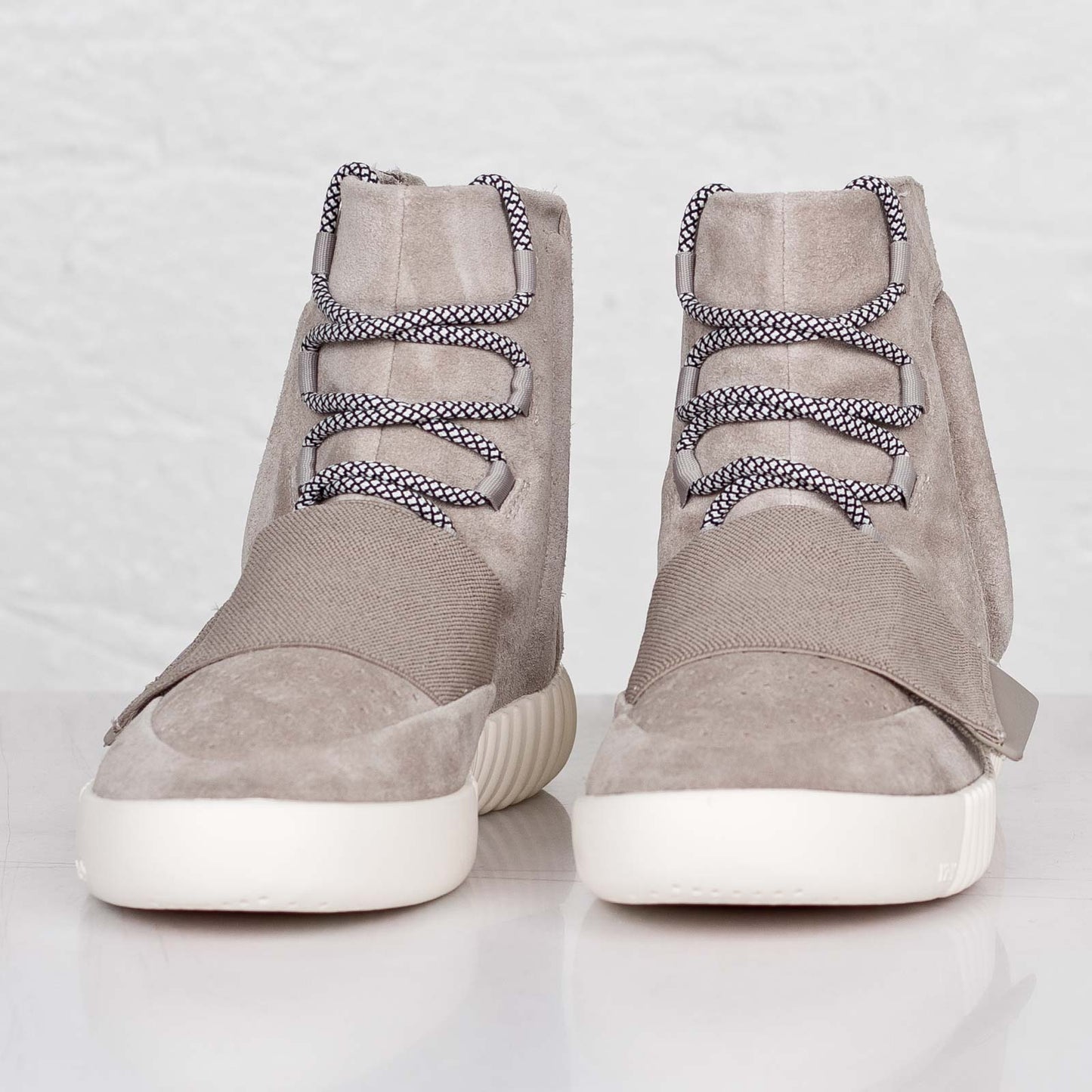 adidas Yeezy Boost 750 'OG' - Kick Game