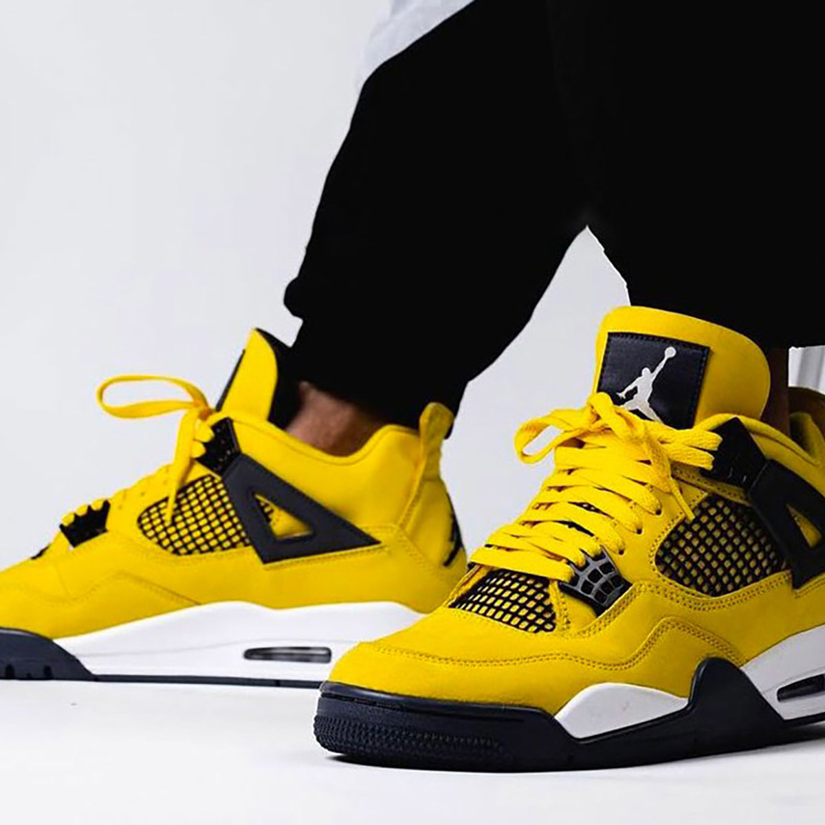 Air Jordan 4 'Lightning' to Release in Family Sizing This Month