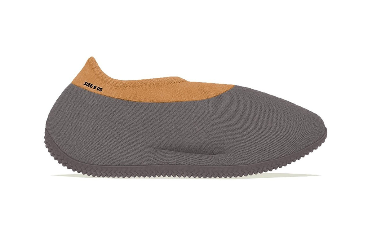 Yeezy Knit Runner ‘Stone Carbon’ Landing Early 2022