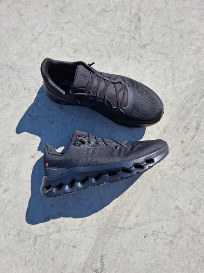 On Cloudtilt 1 'Eclipse Black' - Kick Game