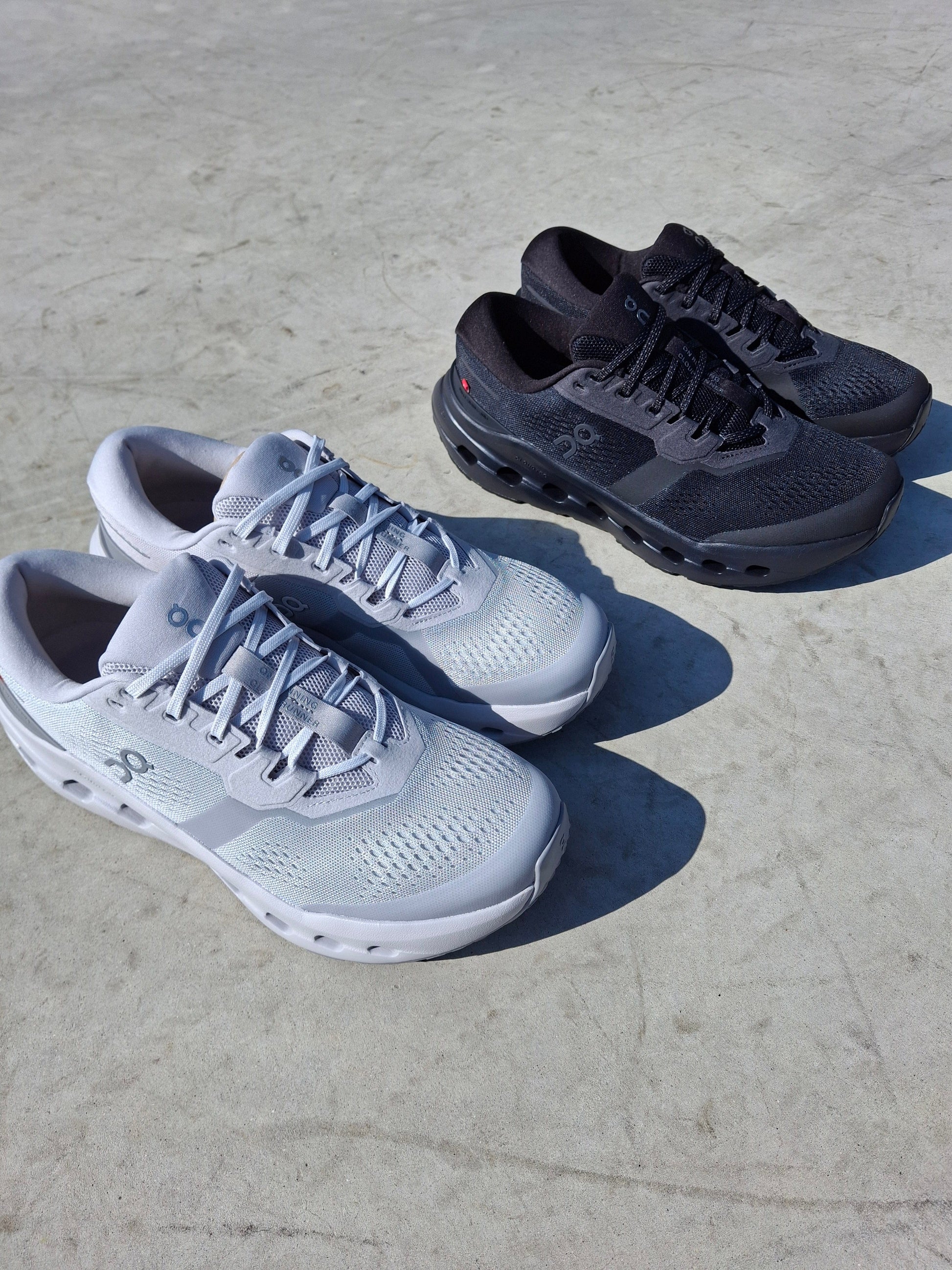 On Cloudrunner 3 'Glacier Alloy' - Kick Game
