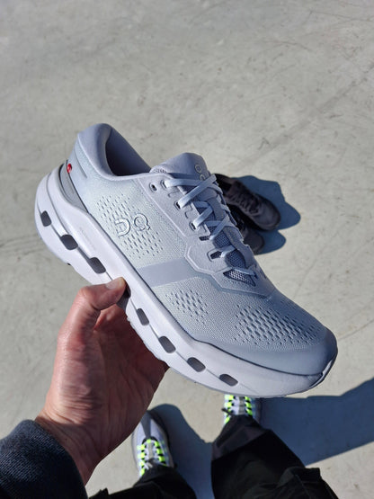 On Cloudrunner 3 'Glacier Alloy' - Kick Game