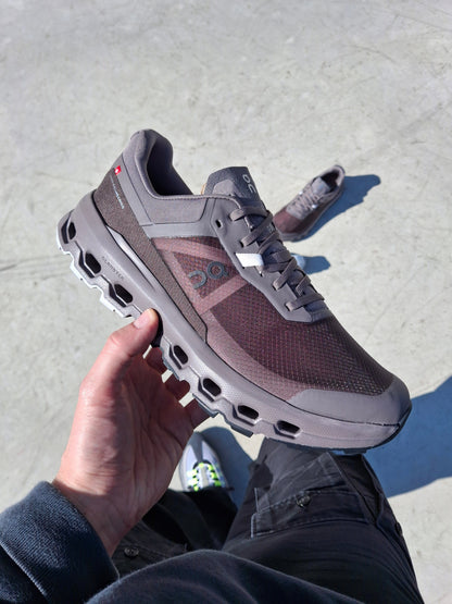 On Cloudvista 2 'Eclipse Pebble' - Kick Game
