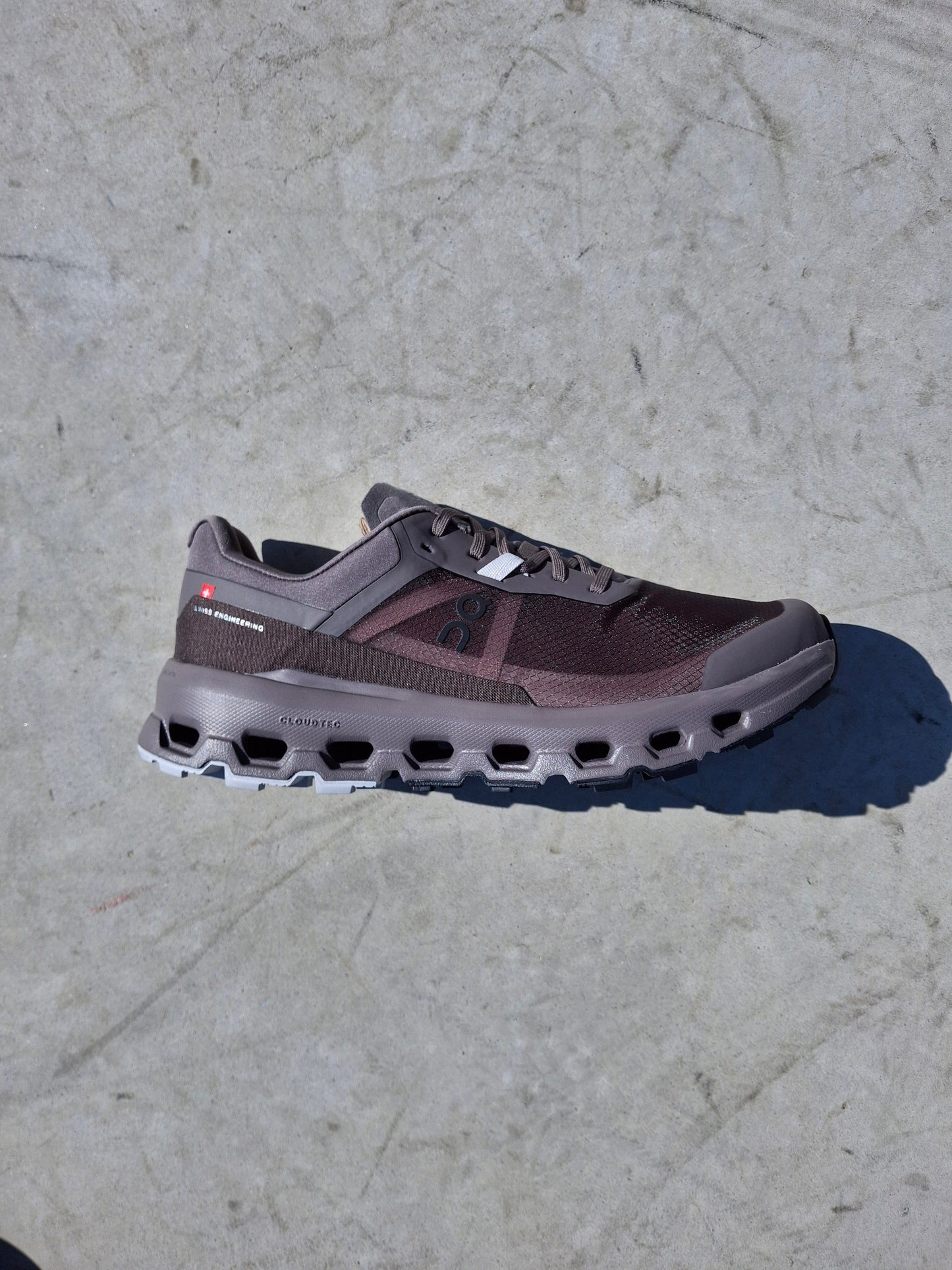 On Cloudvista 2 'Eclipse Pebble' - Kick Game