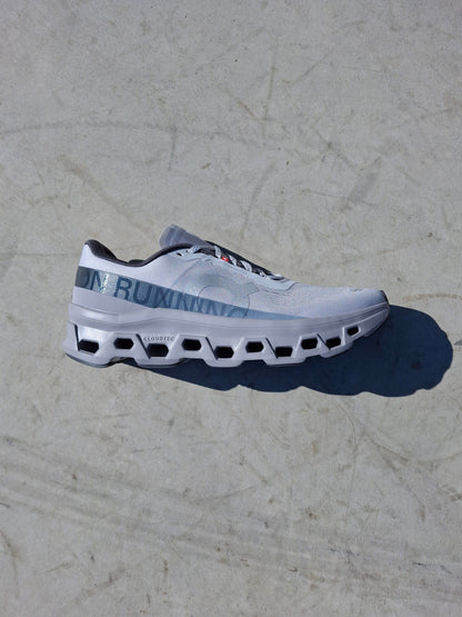 On Cloudmonster 1 'Glacier Alloy' - Kick Game