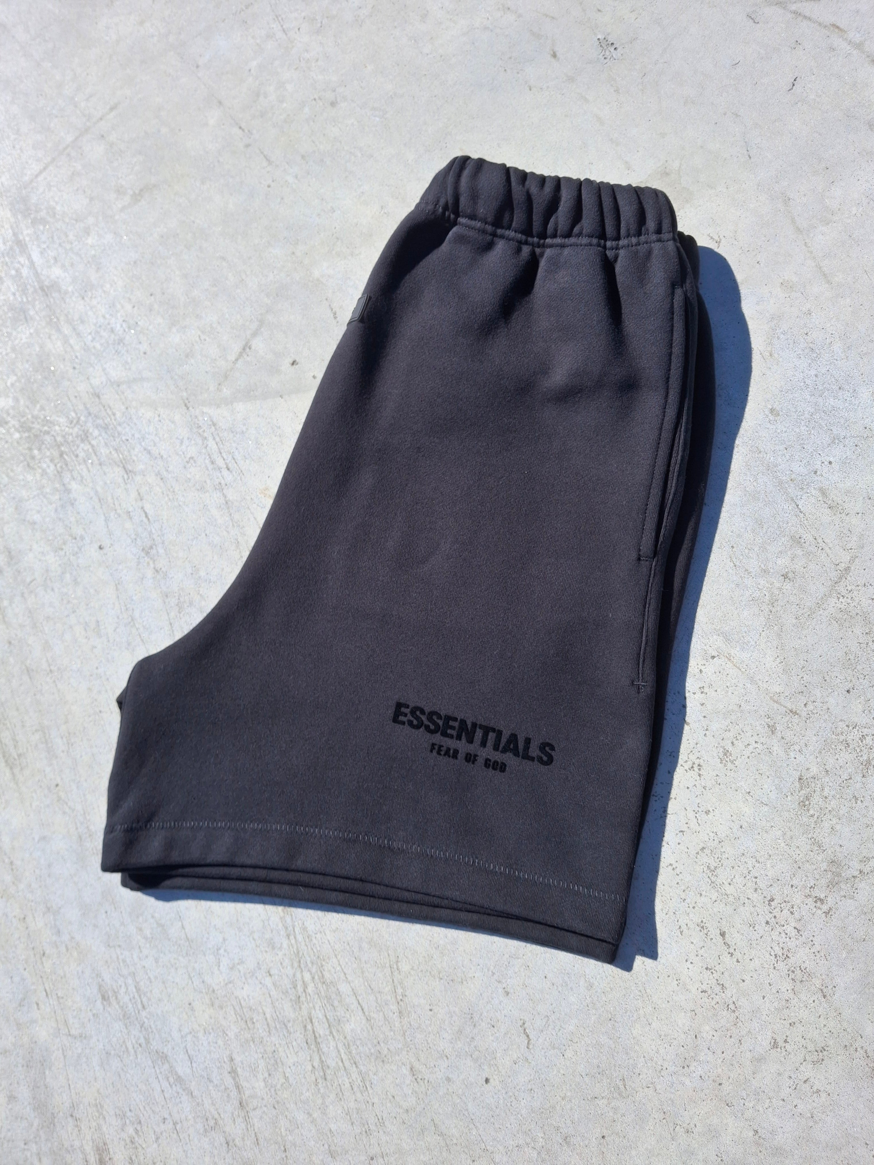 Fear of God Essentials Sweat Short 'Stretch Limo' (SS22) – Kick Game