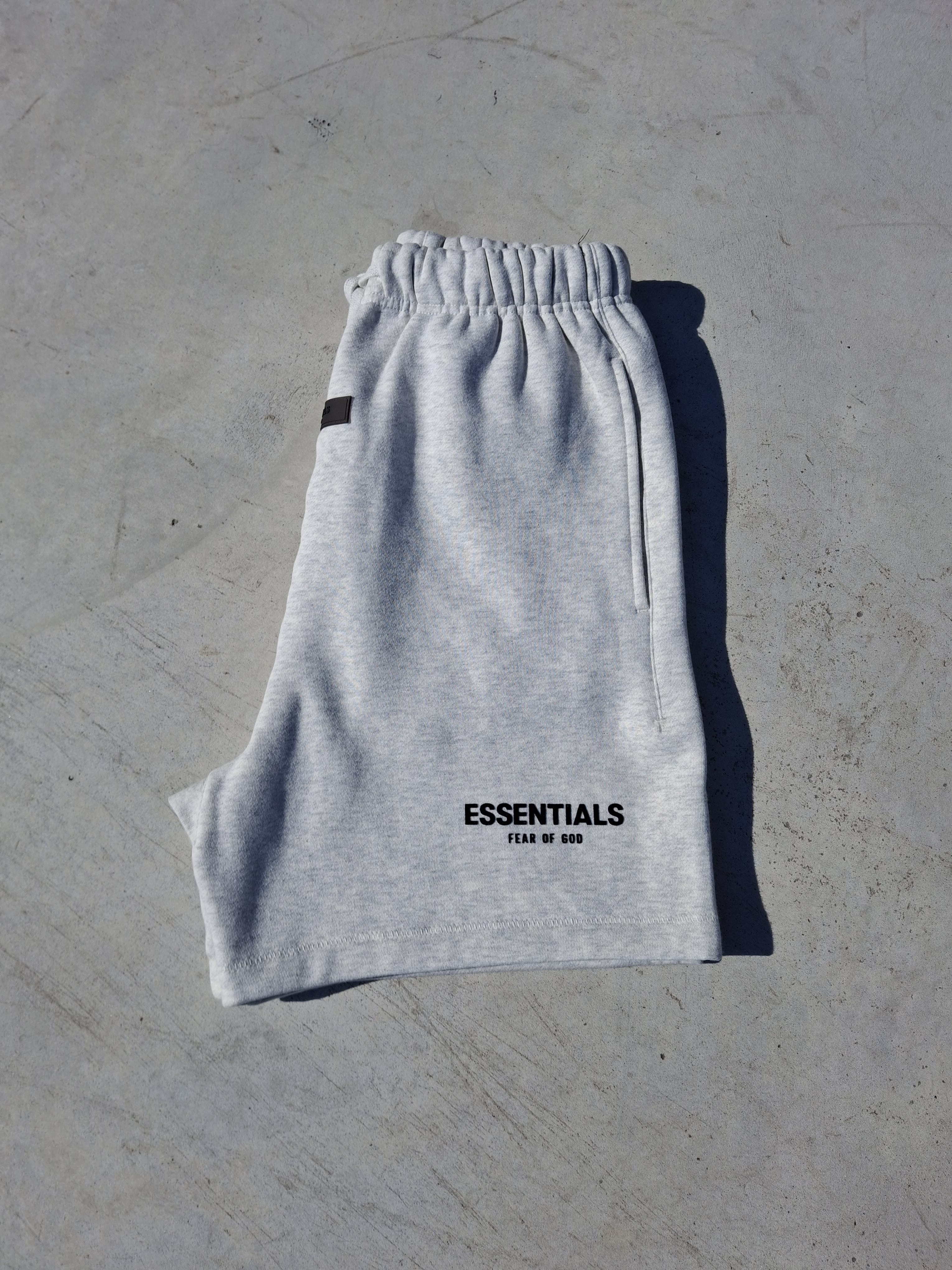 Fear of God Essentials Sweat Short 'Light Oatmeal' SS22 – Kick Game