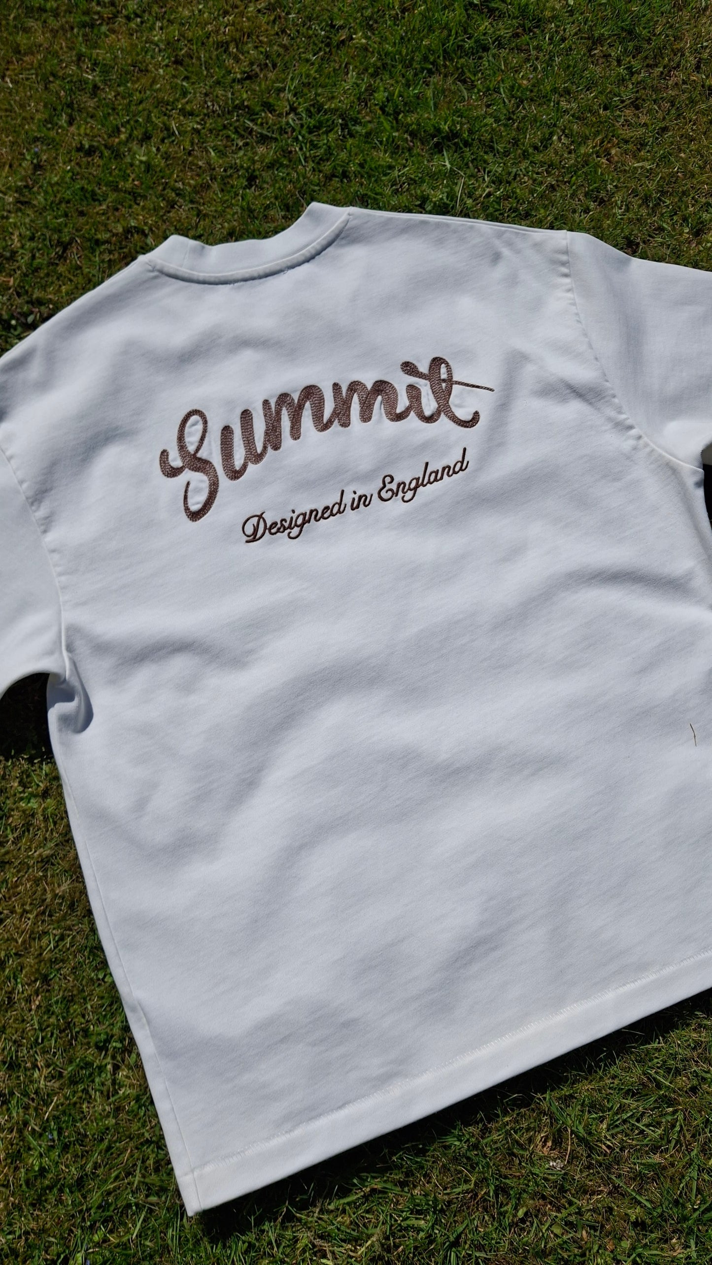 Summit Chainstitch T-Shirt 'Ecru' - Kick Game