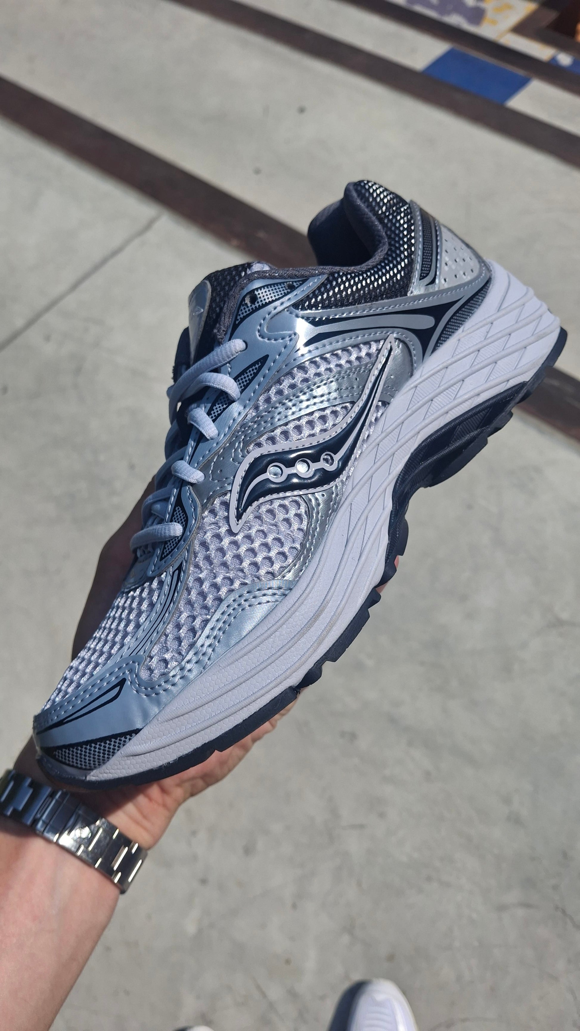 Saucony Progrid Omni 9 OG 'Microchip' - Kick Game