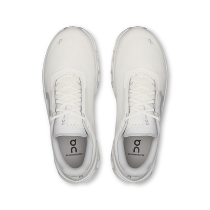 On Cloudmonster 1 'White White' - Kick Game