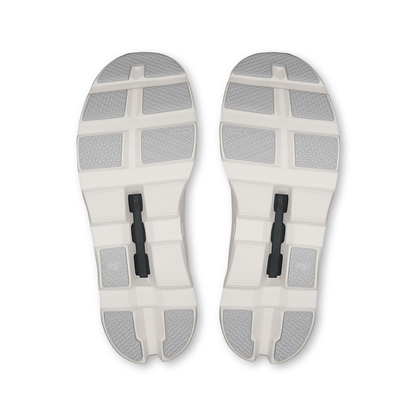 On Cloudmonster 1 'White White' - Kick Game