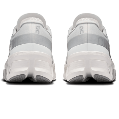 On Cloudmonster 1 'White White' - Kick Game