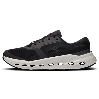 On Cloudrunner 3 'Black Ivory' - Kick Game