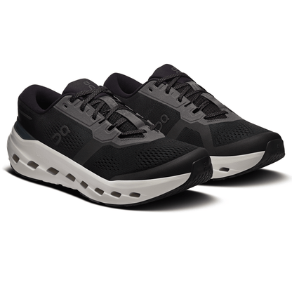 On Cloudrunner 3 'Black Ivory' - Kick Game