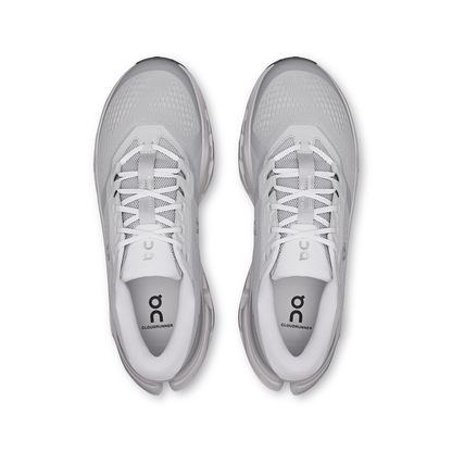 On Cloudrunner 3 'Glacier Alloy' - Kick Game