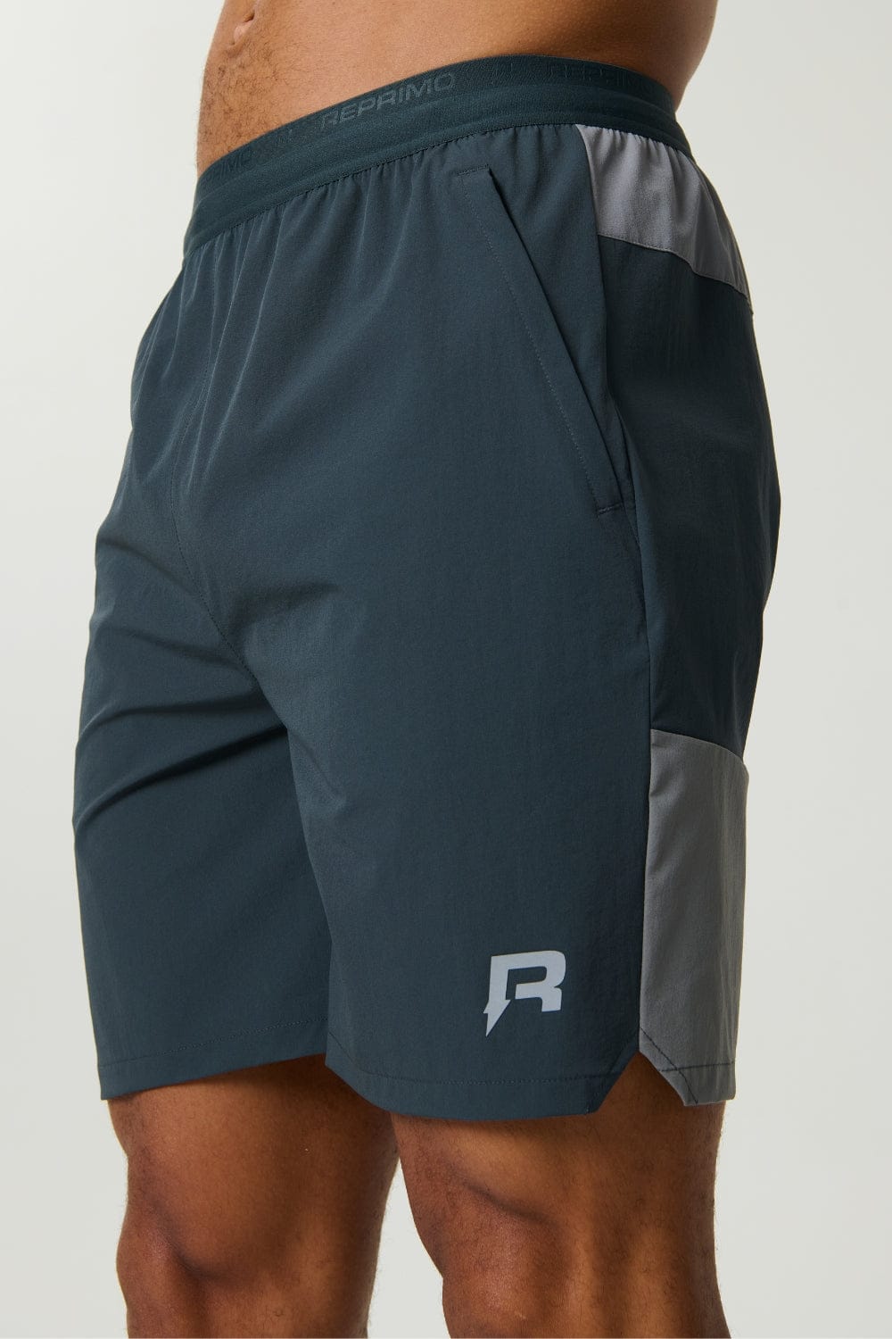 FLIGHT SHORT - GARGOYLE / ASH GREEN - Kick Game