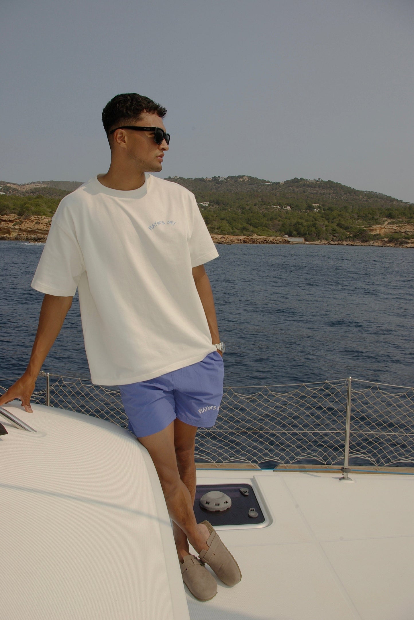 PLAYERS ONLY ECRU PLAYERS CLUB TEE - Kick Game
