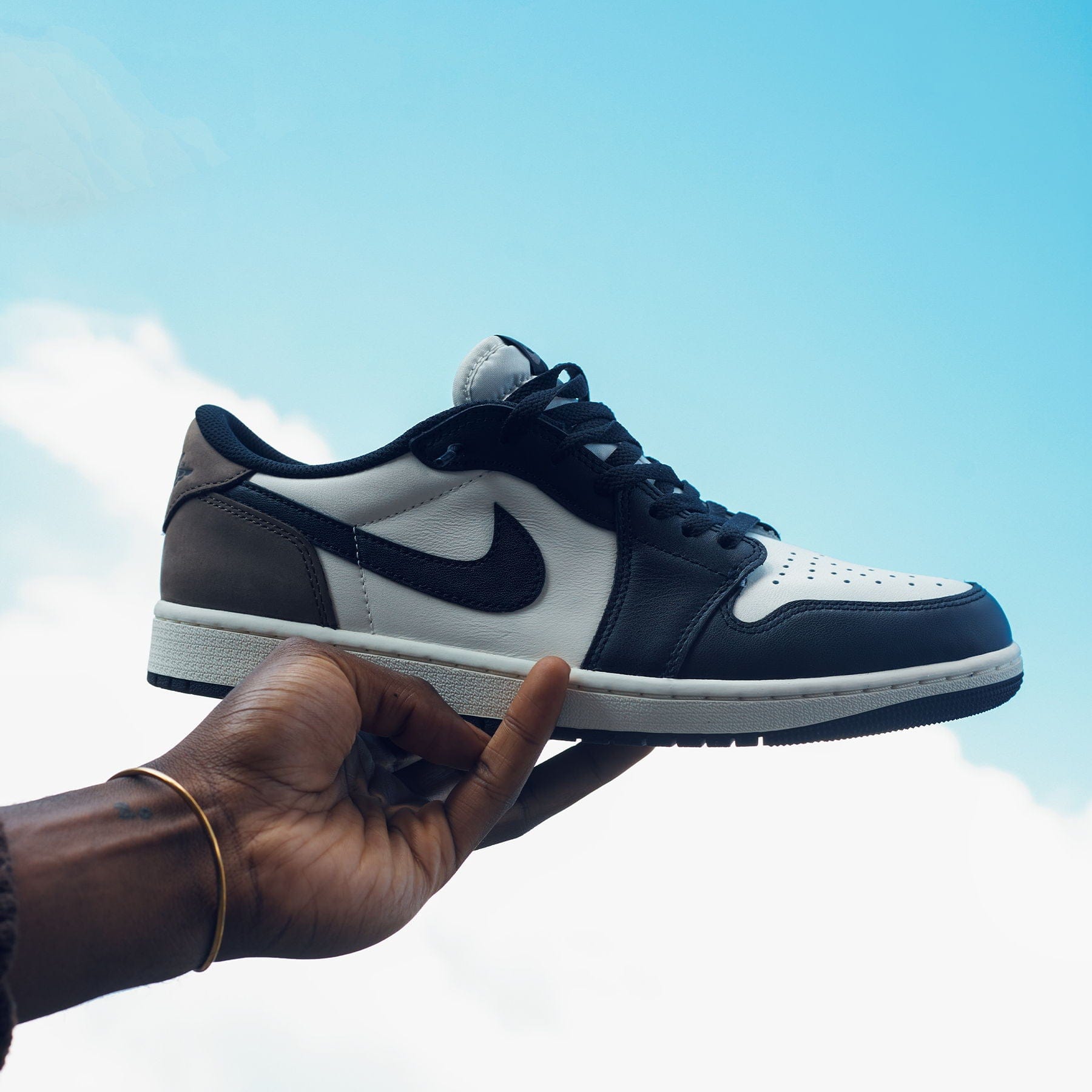 Air Jordan 1 Low OG 'Mocha' - Kick Game
