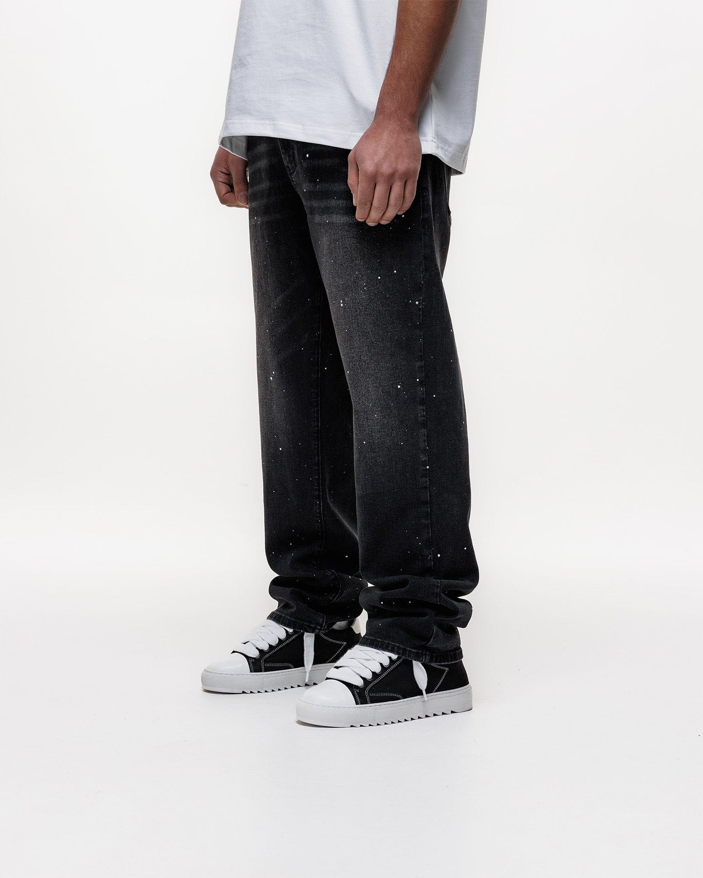 Magiri Core Painted Straight Jeans 'Black' - Kick Game