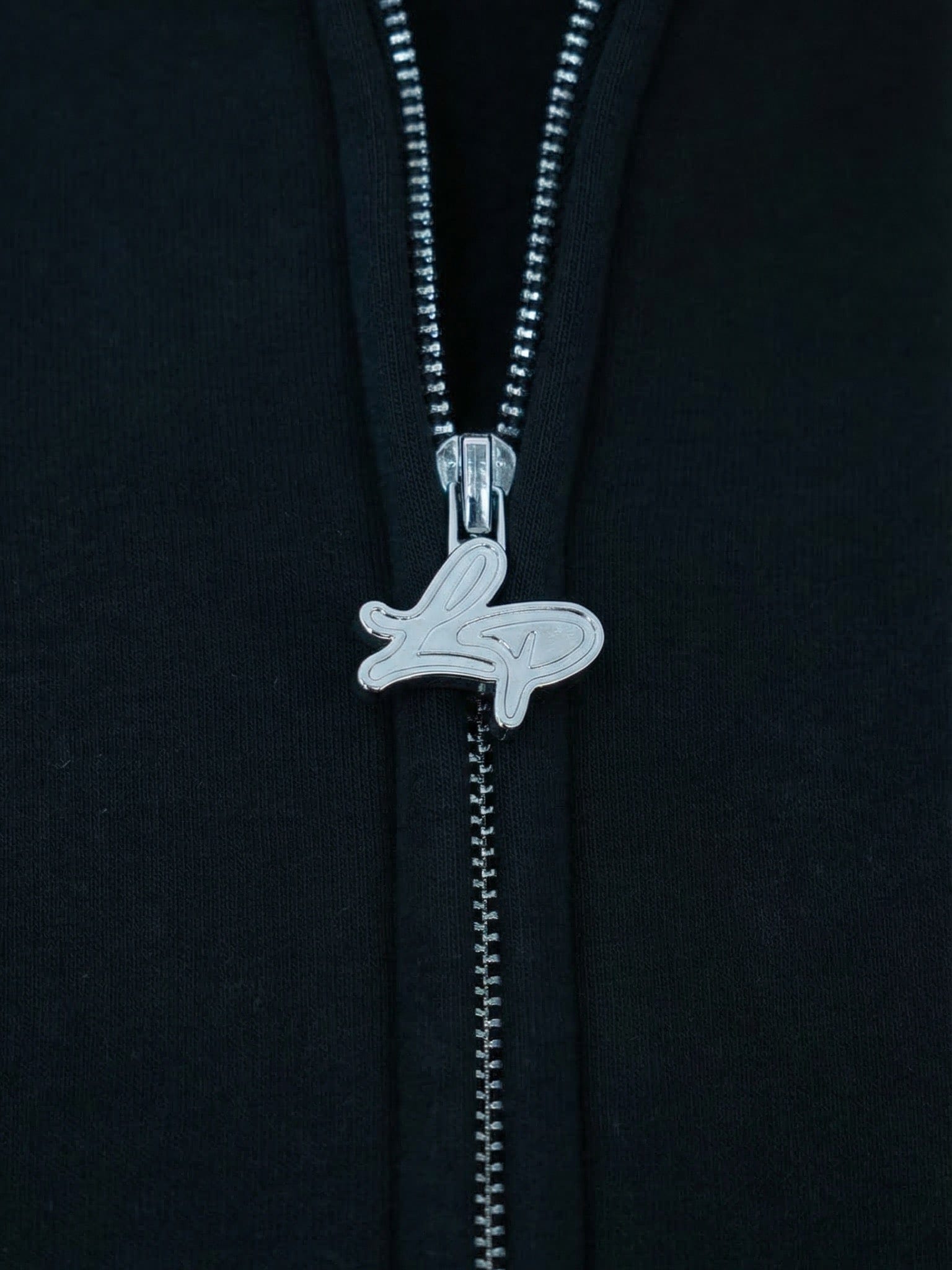 Legende Paris COLD WORLD HOOD - BLACK - Kick Game