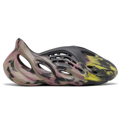 adidas Yeezy Foam Runner 'MX Carbon' - Kick Game