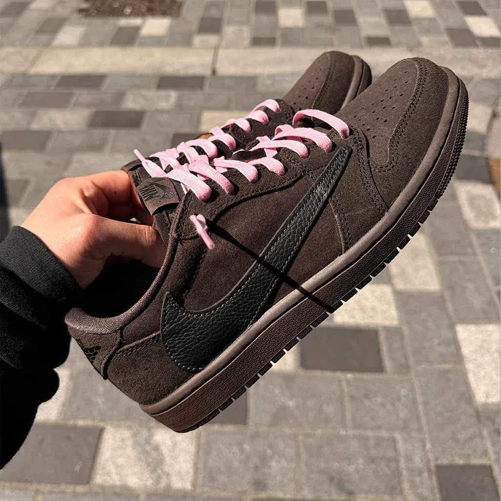 Jordan 1 Retro Low OG SP Travis Scott Velvet Brown - Kick Game